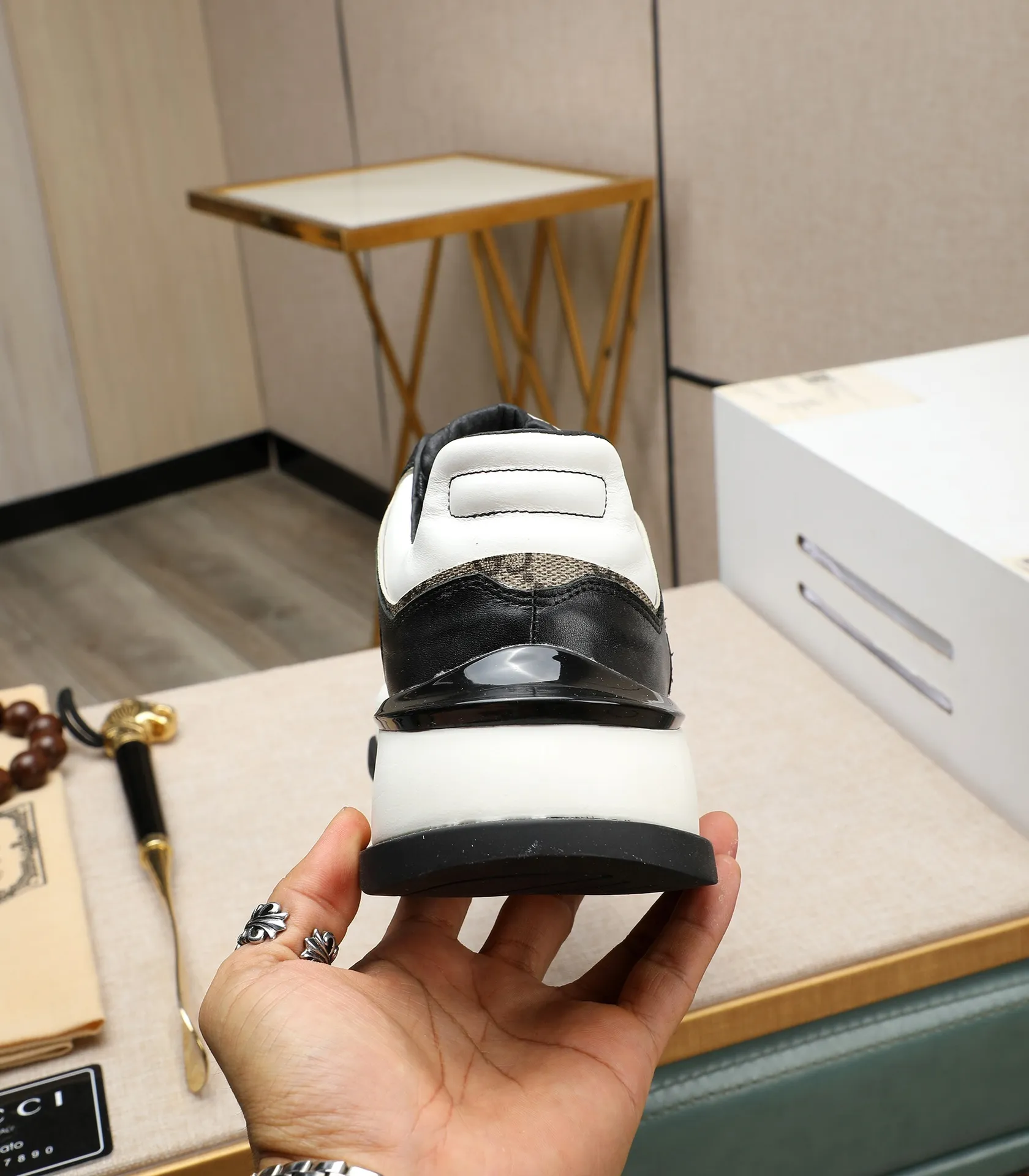 Men's men's shoes💰520 GUCCI🔍🔍2024 latest model On sale at the same time at the counter, original calfskin imported from Italy, genuine leather lining, (high-end, luxury, and class) exquisite workmanship, soles: original soles specially provided by the original factory, ⚠Exclusive double-layer movable molded soles are super comfortable⚠, real photos🎬The real ones are better🔍🔍"High quality·Follow the order" code number 38-44